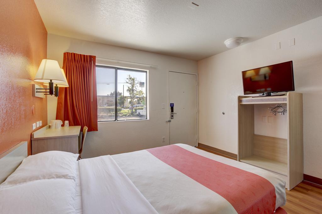 Motel 6-Corona, Ca Номер фото