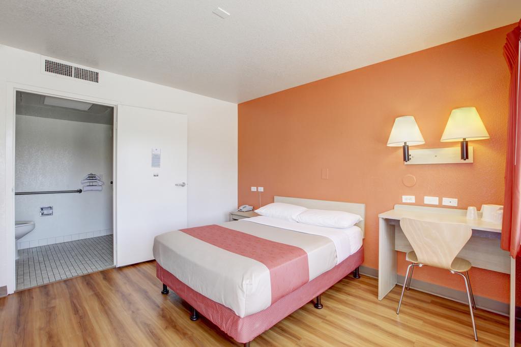 Motel 6-Corona, Ca Экстерьер фото